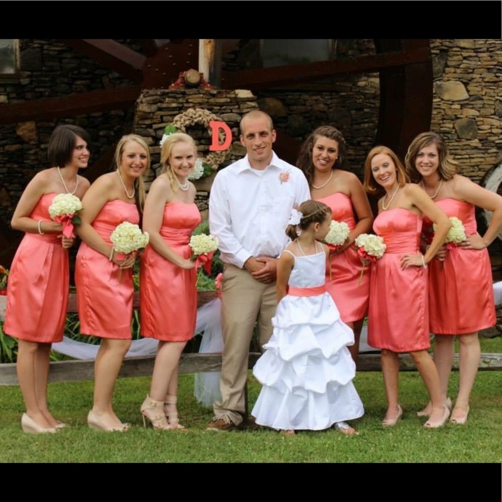 David's Bridal coral Bridesmaid Dress 👗 size 10